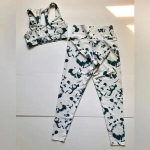 Soul set  Top size Small Bottom size M